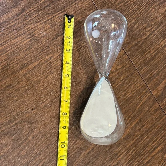 Clear Glass Hourglass with White Sand - Picture 3 of 5